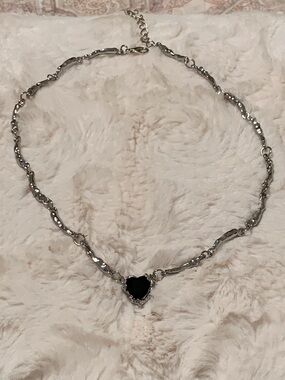Elegant Silver Tone Heart Necklace